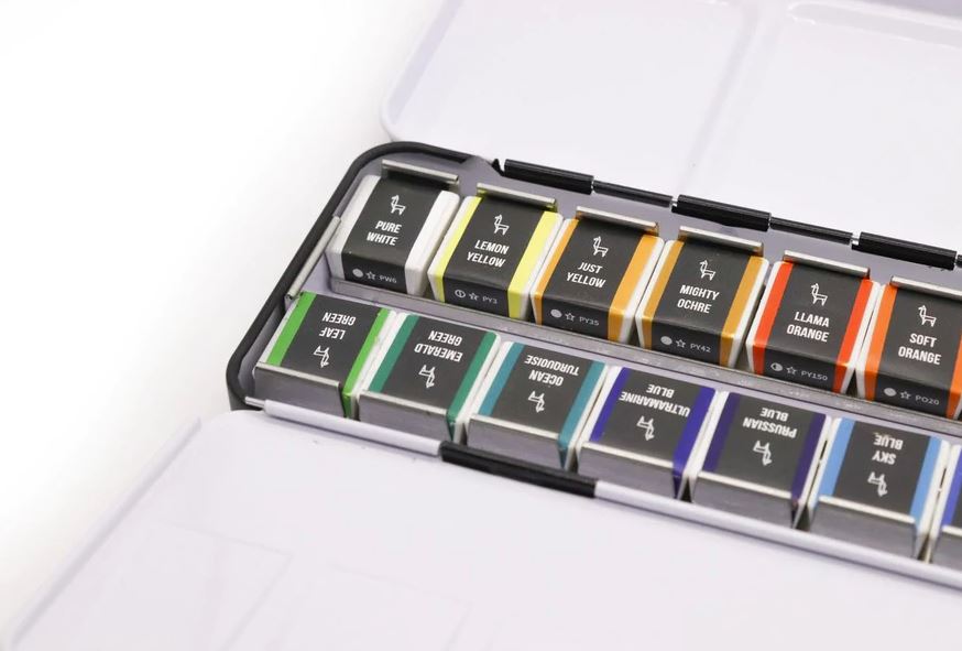 Etchr Watercolour Set | 24 Half Pans