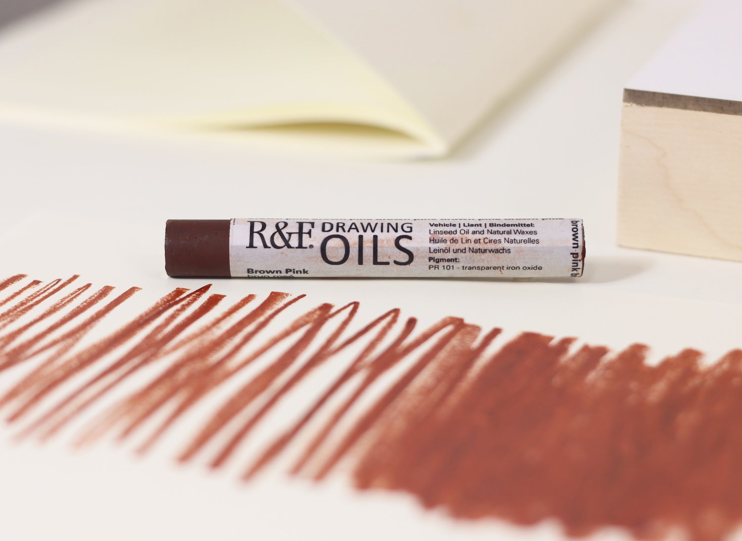 R&F Drawing Oil Brown Pink