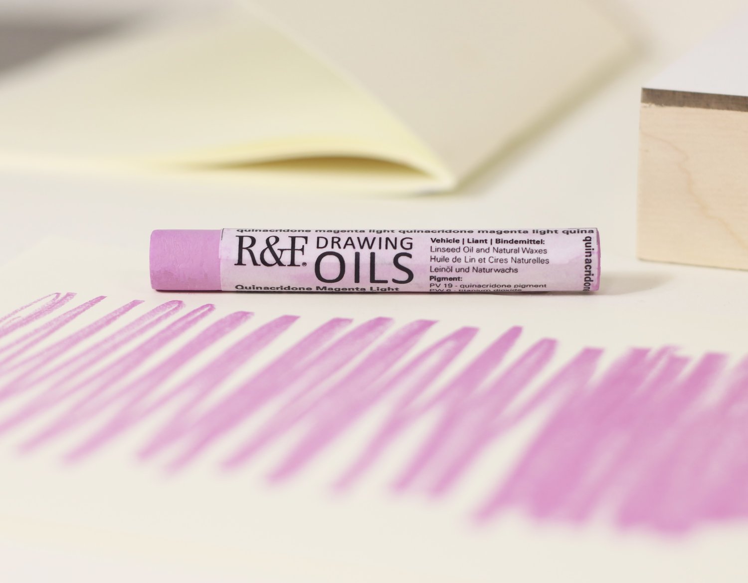 R&F Drawing Oil Quinacridone Magenta Light
